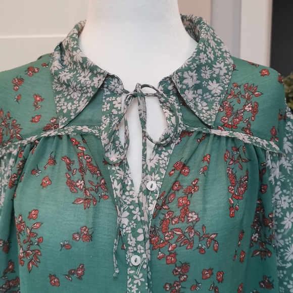 Free People peasant top - Picture 2 of 6